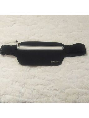 Team beachbody 30 day breakaway running belt Unused